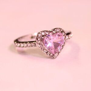 Beautiful Pink Heart Gemstone Ring